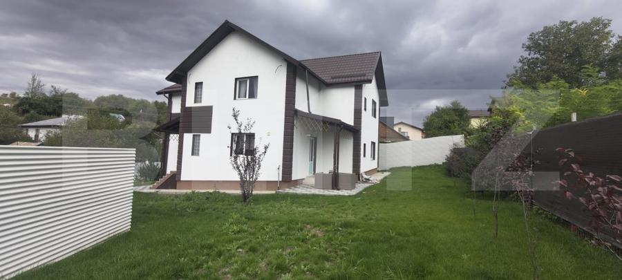 Casă individuală cu 5 camere cu Canalizare în Valea Lupului