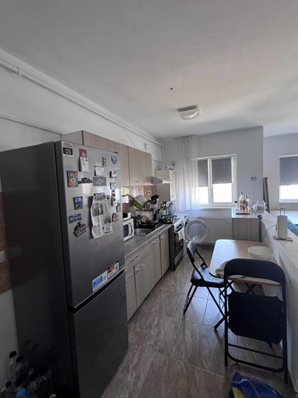 Apartament cu 2 camere semidecomandat în Florești