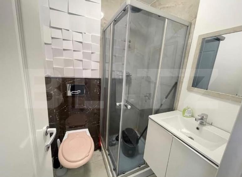 Apartament cu 3 camere decomandat, mobilat în Rogerius