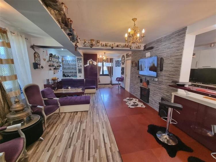 Casă individuală cu 4 camere cu Teren 400 Mp în Central