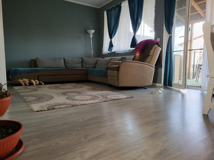 Duplex cu 5 camere cu Canalizare în Florești