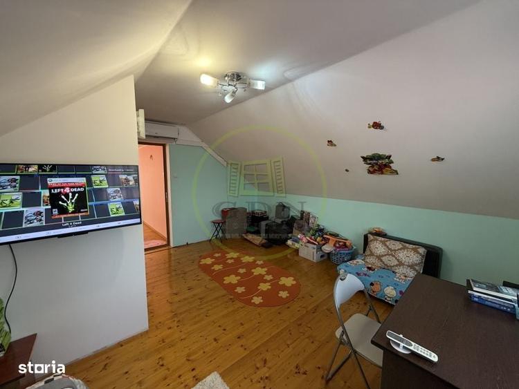 Casă cu 4 camere decomandat în Central