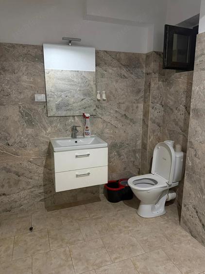 **DE INCHIRIAT Apartament 2 camere, decomandat, proaspat renovat** - 3