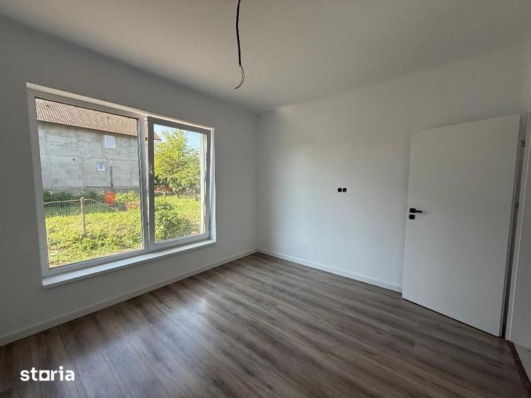 Casă cu 3 camere cu Teren 150 Mp în Cetate
