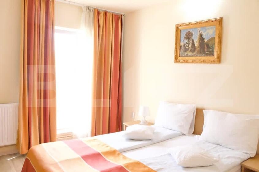 Hotel/Pensiune, de 1,000 mp, în Exterior Sud