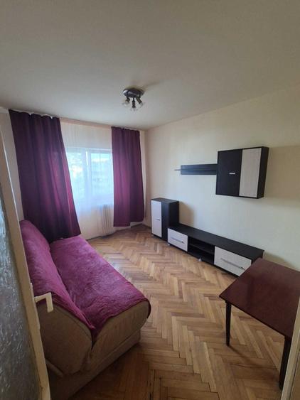 Apartament cu 3 camere de vanzare - 8