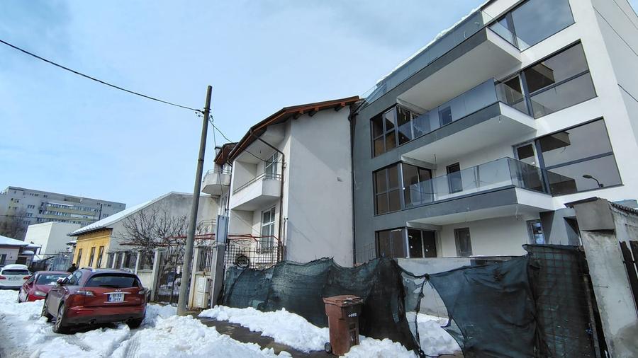Apartament cu 2 camere decomandat în Parcul Circului