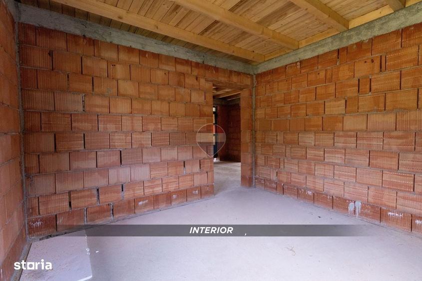 Casă cu 3 camere în Săbișa