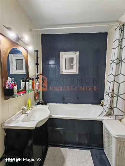 Apartament cu 2 camere semidecomandat în Dorobanți 1