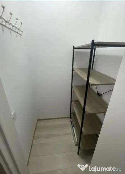 Garsonieră decomandată în Bartolomeu