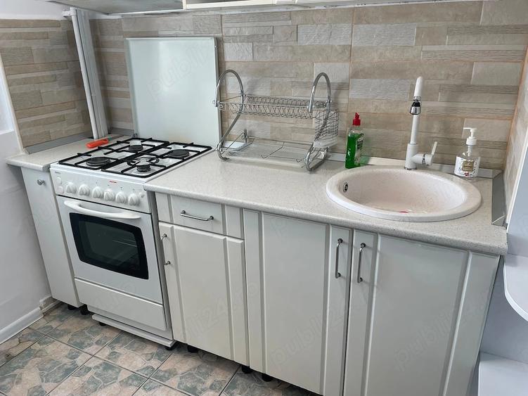 Apartament cu 3 camere decomandat în Giulești