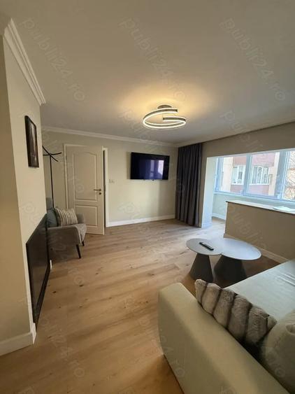 Apartament cu 2 camere semidecomandat în Complex Studențesc