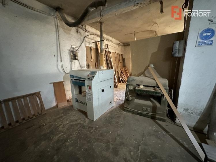 Spațiu industrial, de 1,500 mp, în Central