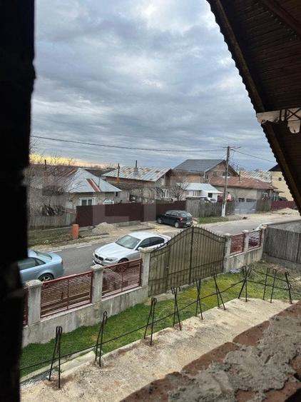 Casă individuală cu 10 camere cu Teren 1400 Mp în Exterior Sud