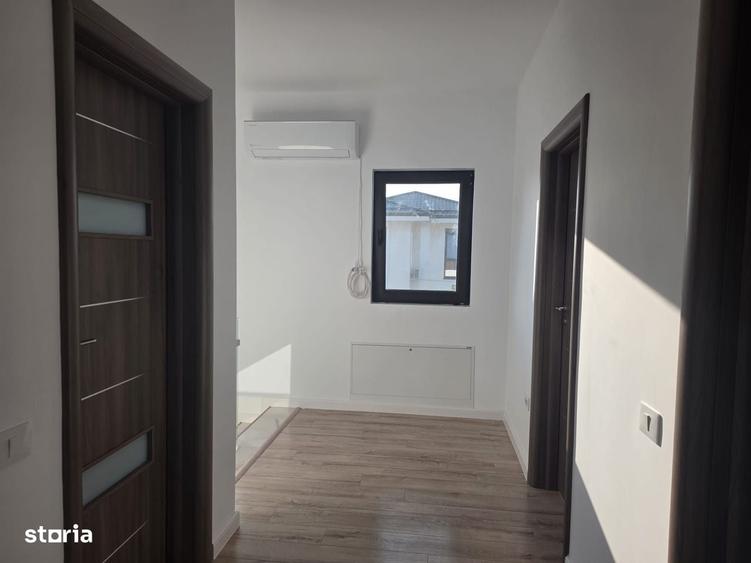 Casă cu 4 camere în Merii Petchii