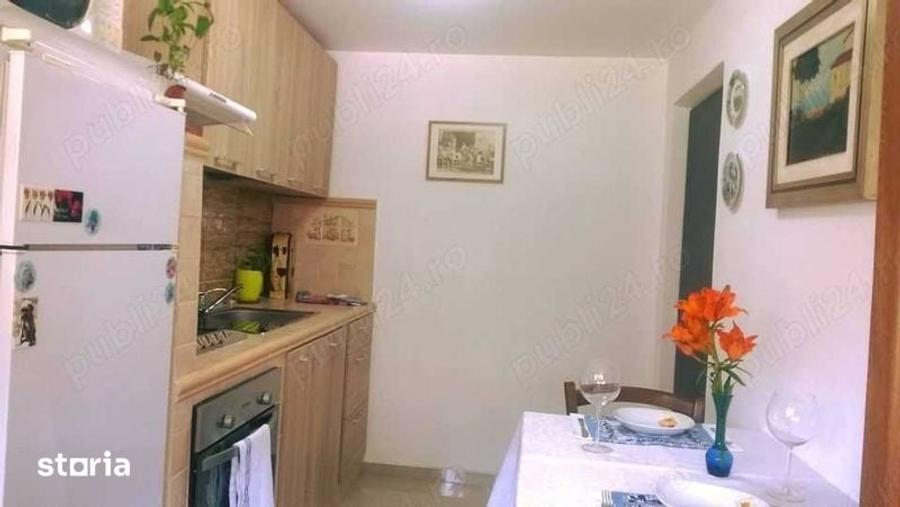 Apartament cu 3 camere decomandat în Ferentari