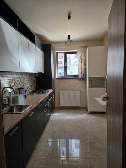 Apartament cu 2 camere decomandat în Valea Ialomiței