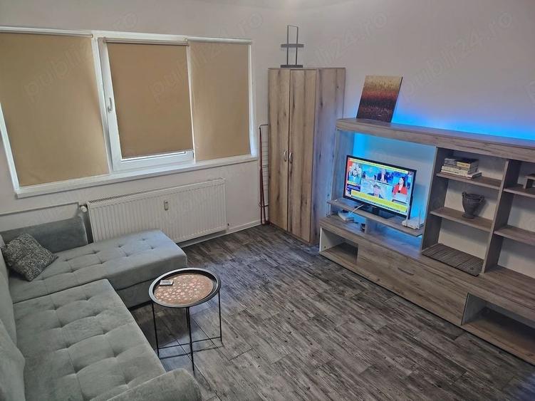Apartament cu 2 camere decomandat în Tipografilor
