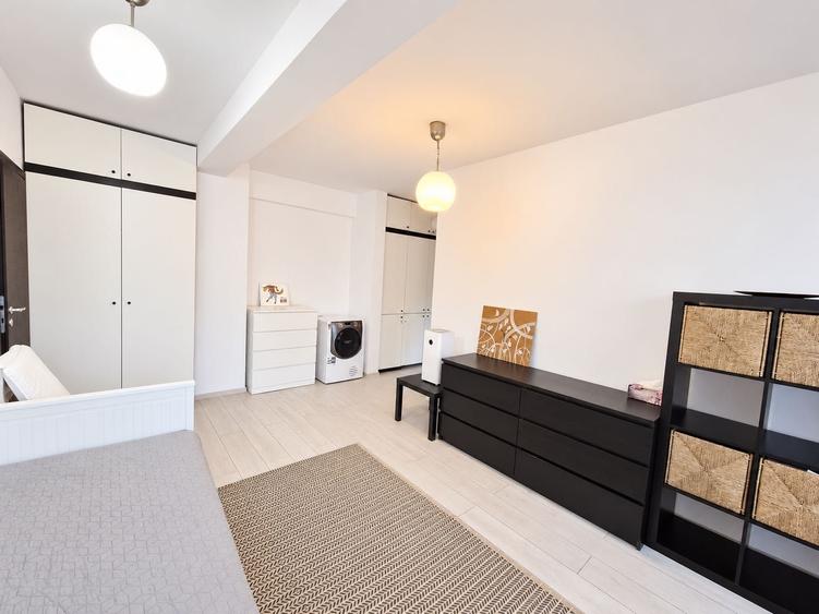 Apartament cu 2 camere semidecomandat, mobilat în Unirii