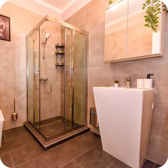 Apartament cu 4 camere decomandat în Mamaia