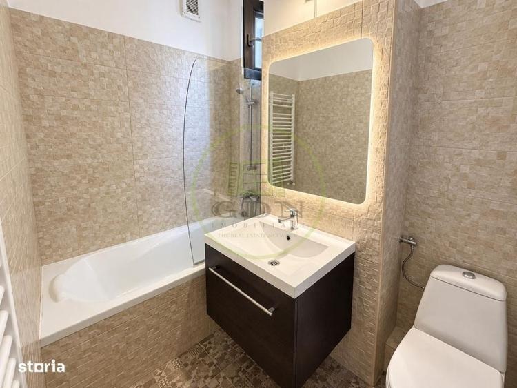 Apartament cu 3 camere semidecomandat, mobilat în Nord