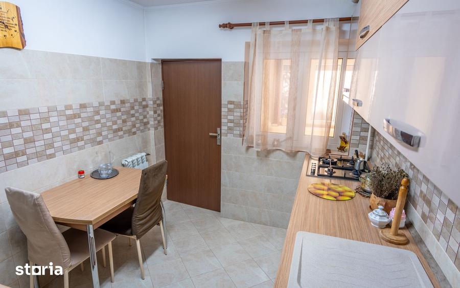 Casă cu 3 camere cu Teren 232 Mp în Ghencea