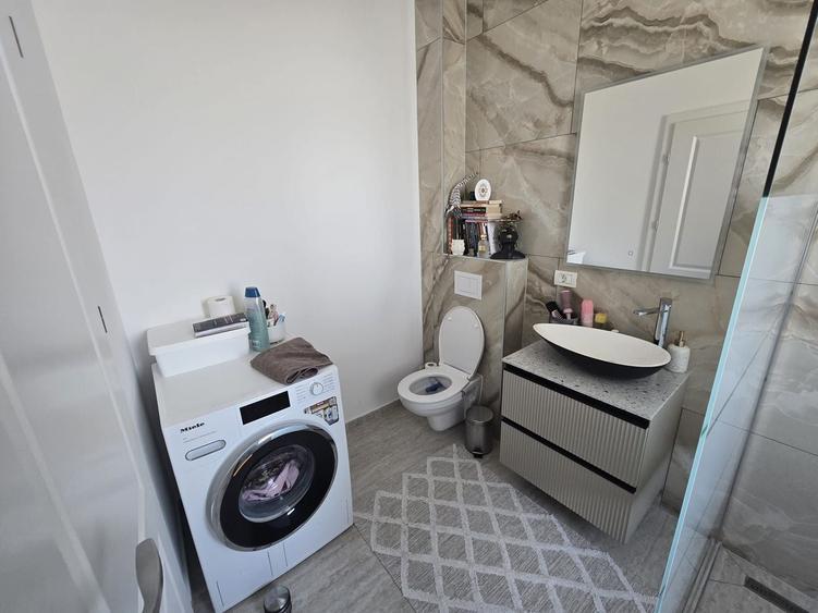 Duplex cu 5 camere cu Canalizare în Moșnița Nouă