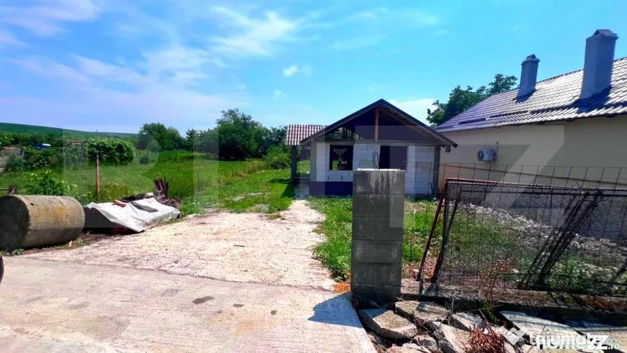 Casă cu 3 camere cu Teren 425 Mp în Cricău