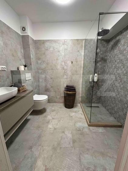 Apartament cu 2 camere decomandat, mobilat în 1 Mai