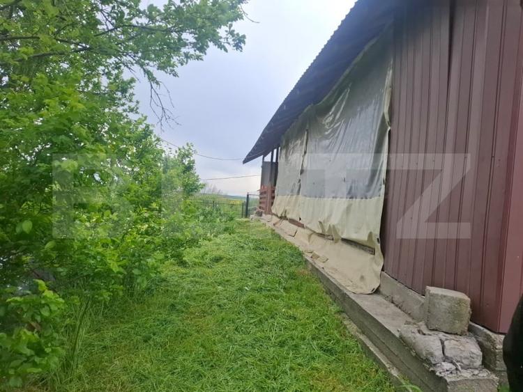 Casă individuală cu 5 camere cu Teren 2300 Mp în Mătăsaru