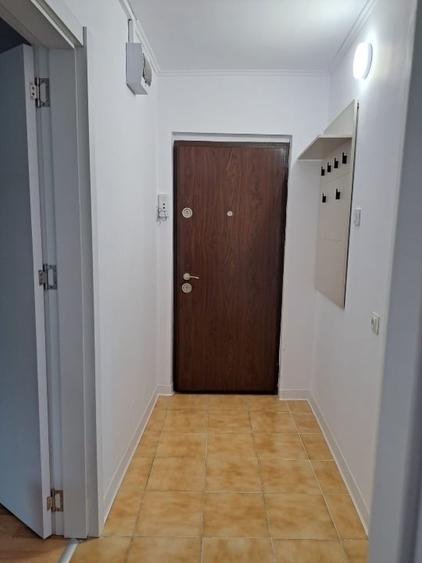 Apartament cu 2 camere decomandat, mobilat în Drumul Taberei