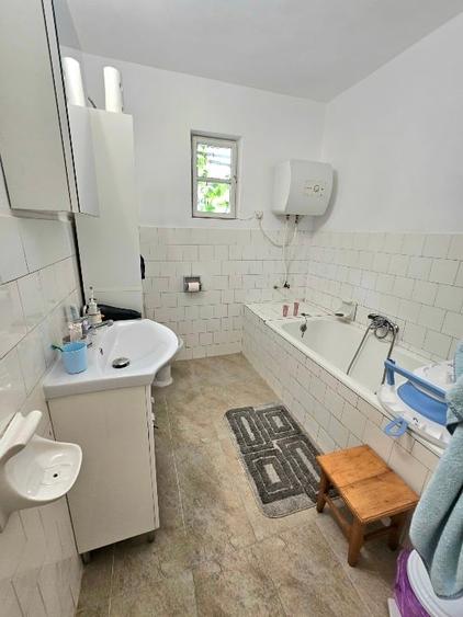 Casă individuală cu 4 camere cu Teren 288 Mp în Topleț