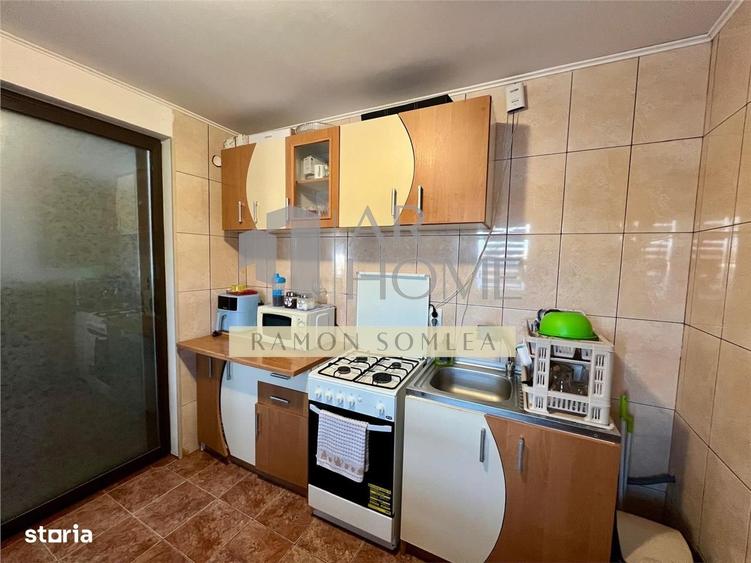 Casă cu 4 camere în Tăriceni