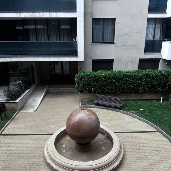 Apartament cu 2 camere semidecomandat în Băneasa