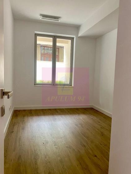 Apartament cu 3 camere decomandat în Armeneasca