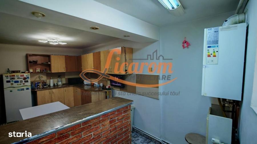 Corp de casa 4 camere zona Nicopole,curte comuna cu 1 familie. - 9