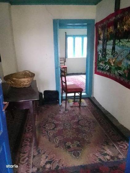 Casă cu 4 camere cu Teren 2400 Mp în Gârbovi