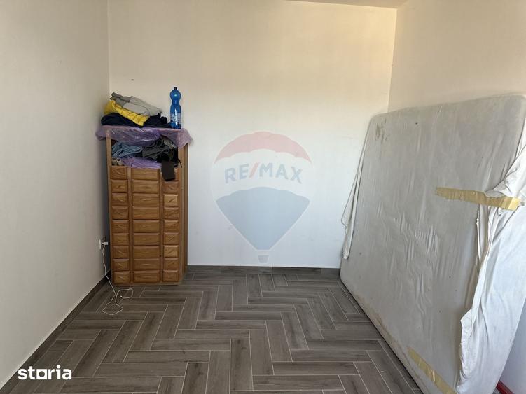 Apartament cu 2 camere de vanzare Savinesti - 3