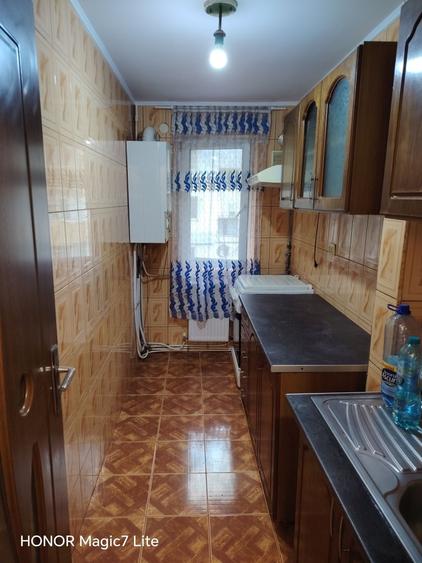 Apartament cu 2 camere semidecomandat în Exterior Vest