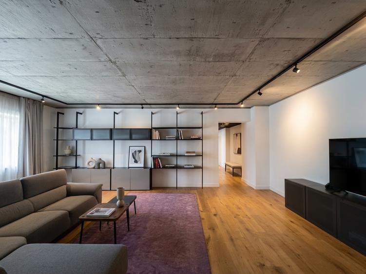 Apartament cu 3 camere decomandat în Floreasca