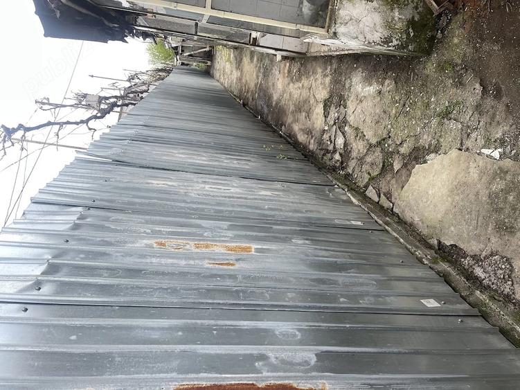 Casă cu Teren 190 Mp în Central