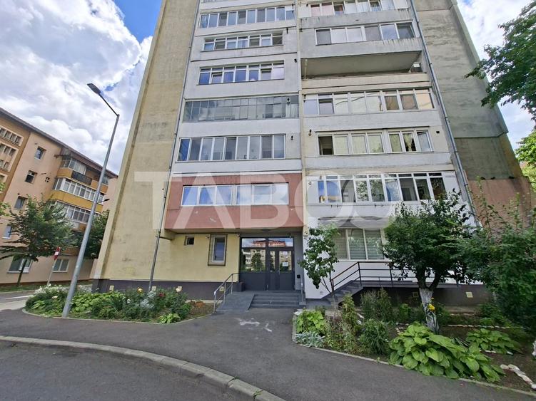 Apartament de vanzare cu 3 camere si balcon Mihai Viteazul numarul 23 - 20