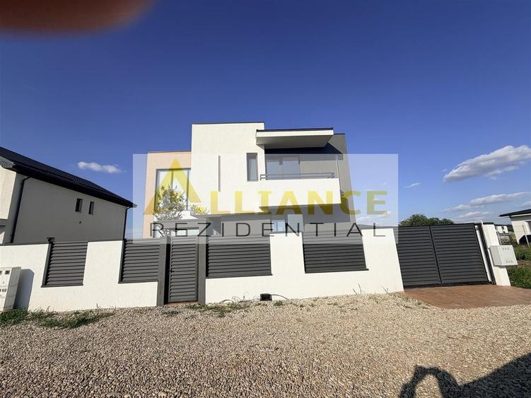 Casă individuală 4 camere  3 băi 145 mp utili ! - 2