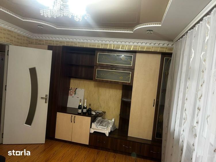 Apartament cu 2 camere în Victoriei