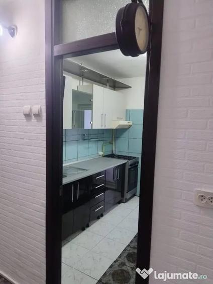 Apartament cu 2 camere decomandat în Mihai Bravu