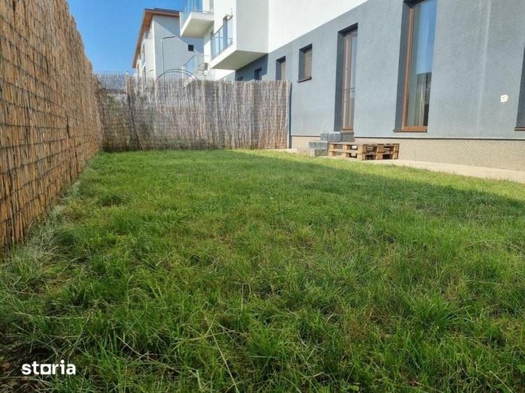 Apartament cu 2 camere decomandat în Tractorul