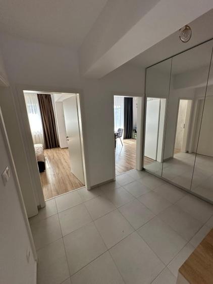 Apartament cu 2 camere semidecomandat în Avantgarden