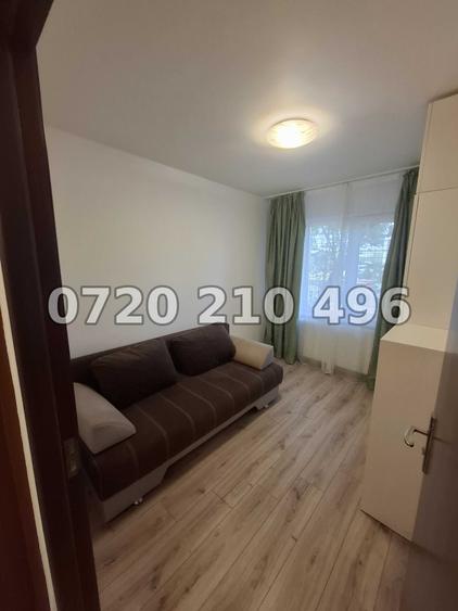 Apartament cu 3 camere decomandat în Dristor