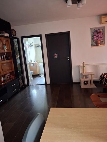 Apartament cu 2 camere nedecomandat în Central