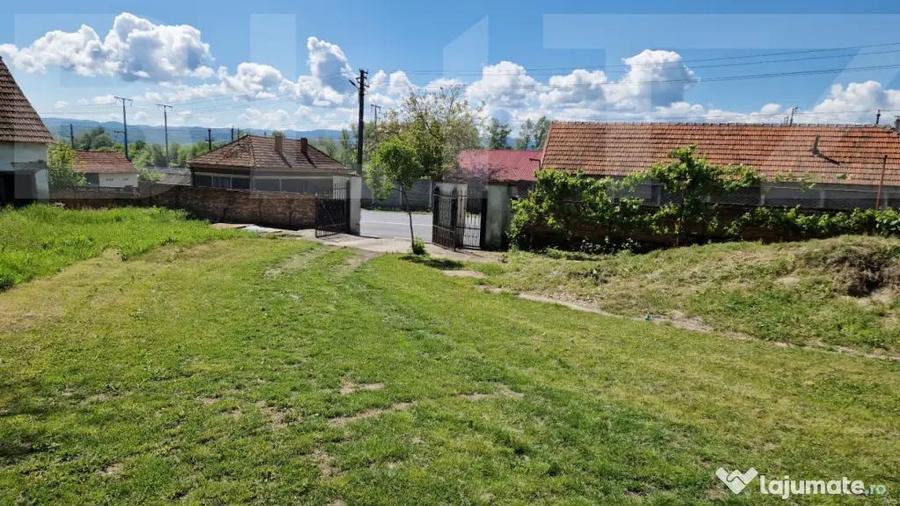 Casa de Familie | 175 mp + Curte 3166 mp | Tatara?ti, B - 6